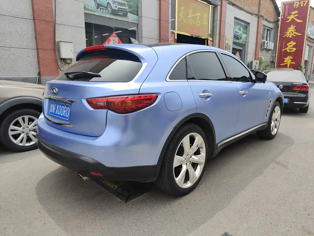 Infiniti FX — миниатюра 4