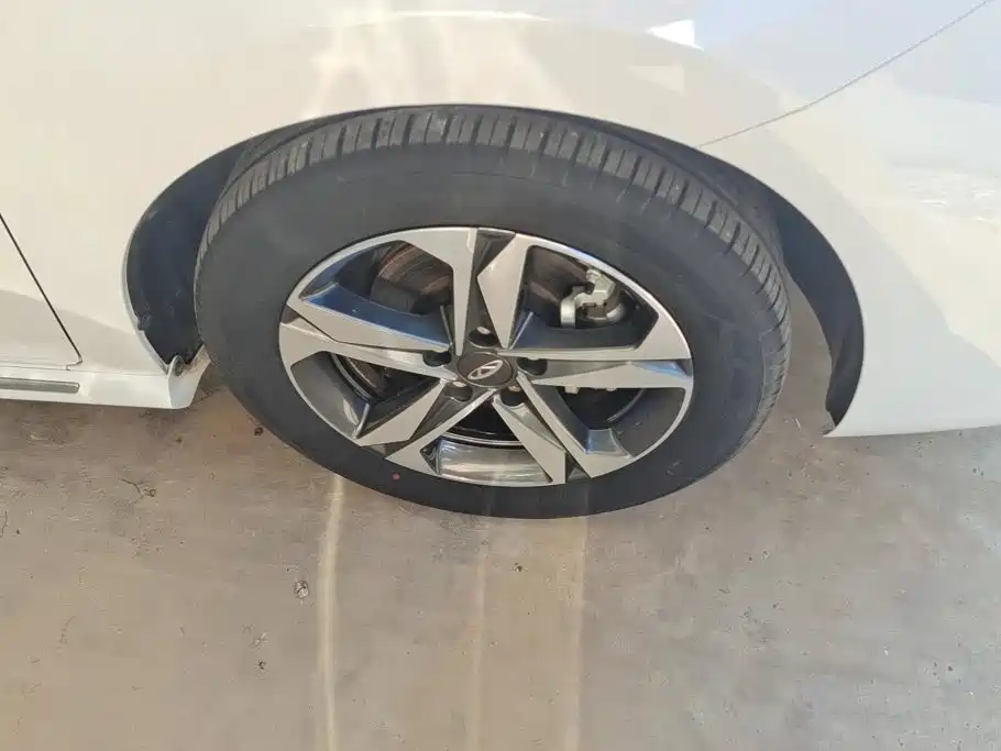 Chery Arrizo 5 PLUS — миниатюра 6