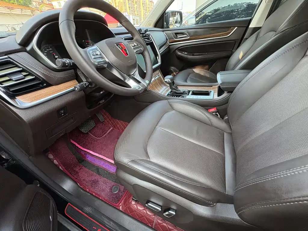 Roewe RX8 — миниатюра 5