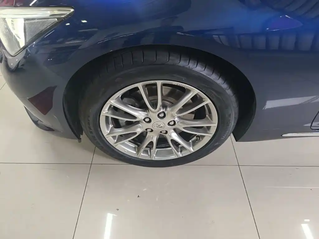 Infiniti Q50L — миниатюра 23
