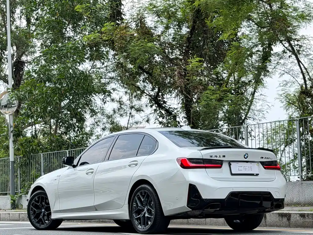 BMW 3 Series — миниатюра 5