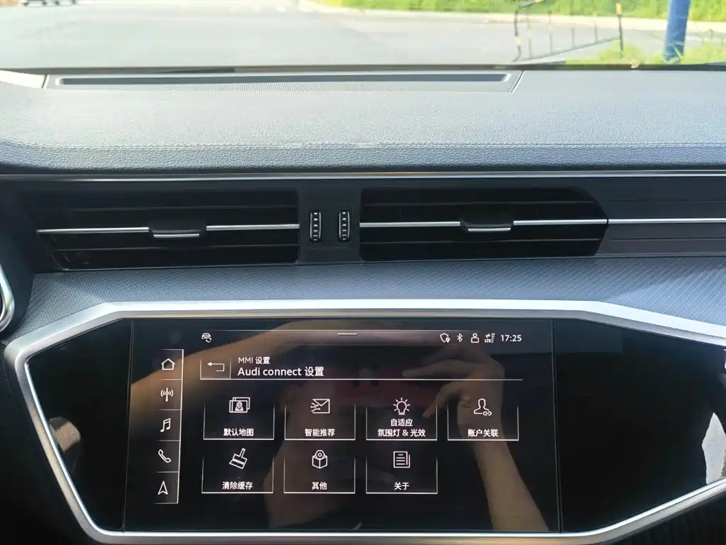Audi A7L — миниатюра 17
