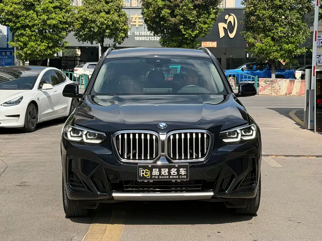 BMW X3 — миниатюра 2