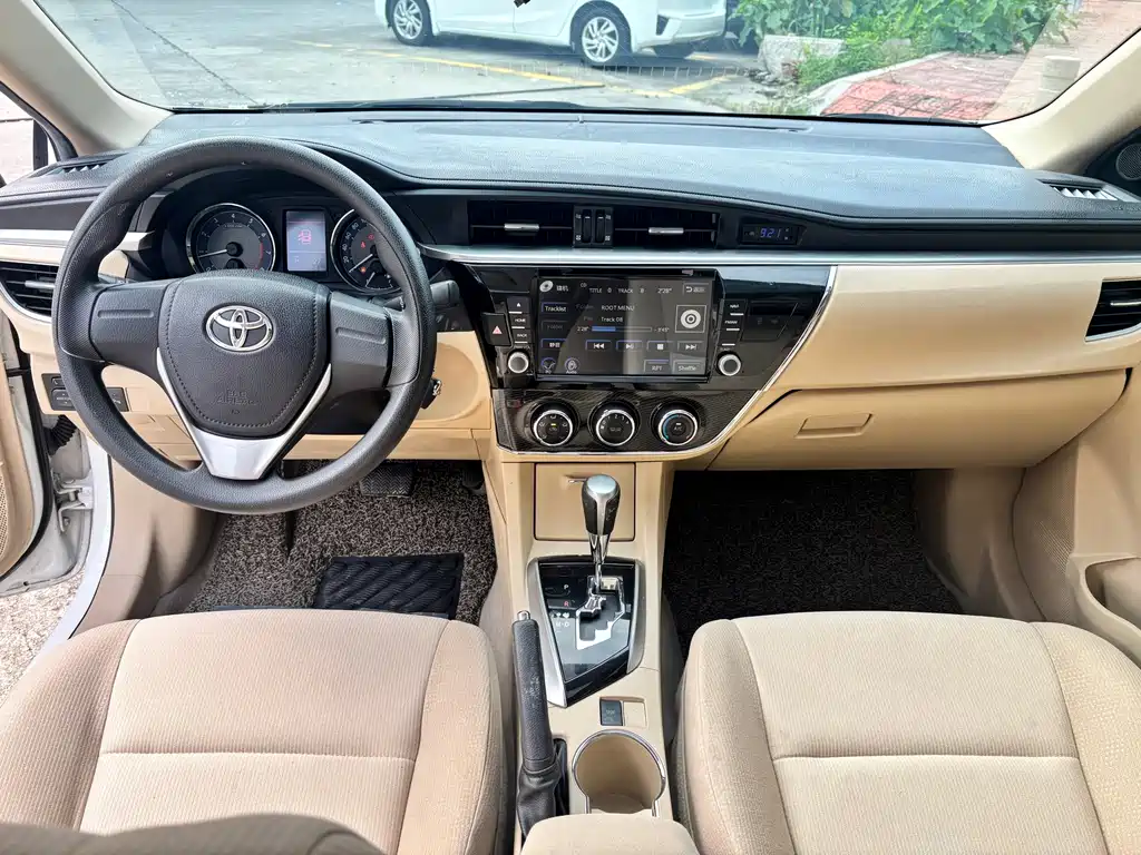 Toyota Corolla — миниатюра 8