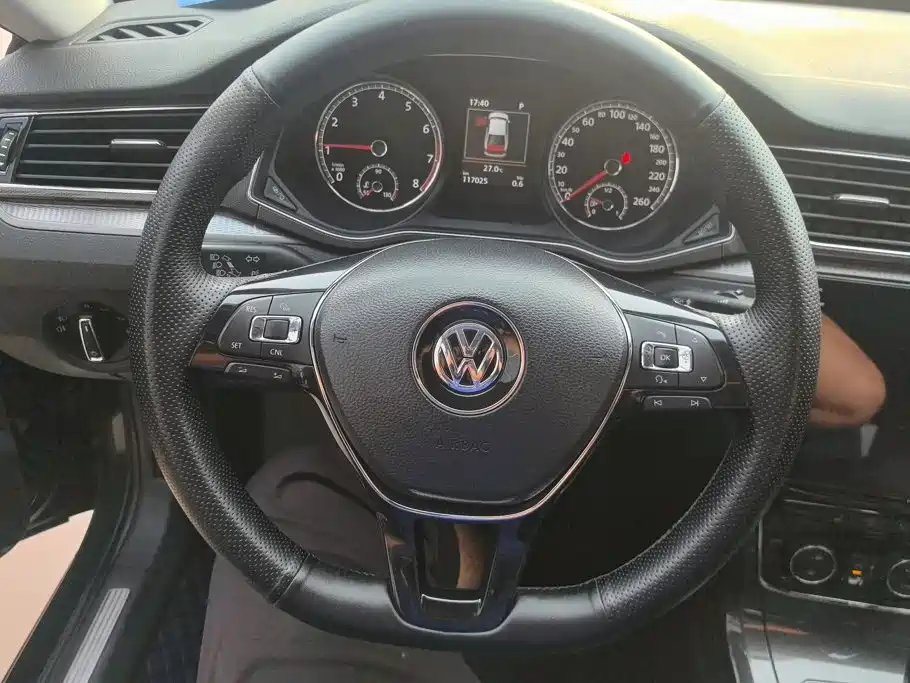 Volkswagen Passat — миниатюра 15