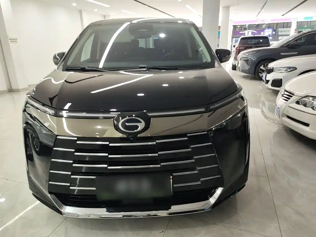 GAC Motor Trumpchi E8 PHEV — миниатюра 3