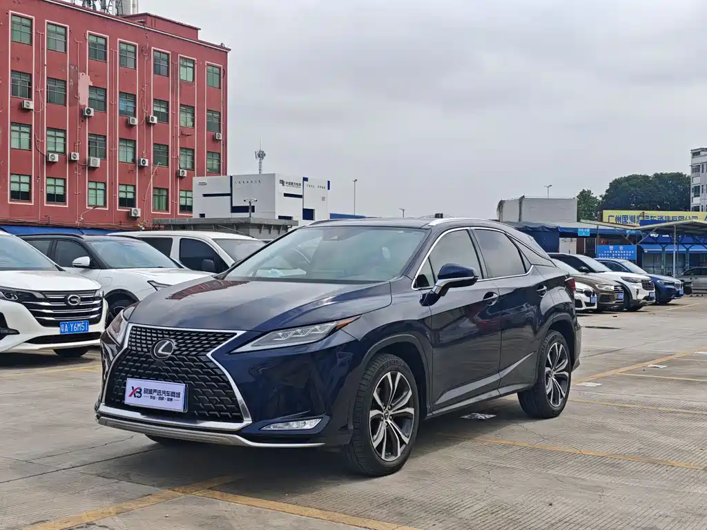 Lexus RX 2020