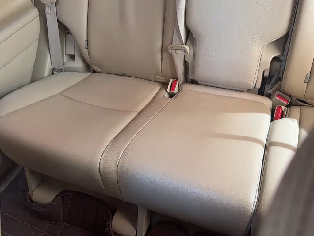 Toyota Prado — миниатюра 13
