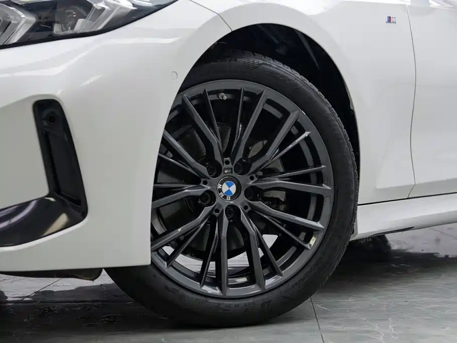 BMW 3 Series — миниатюра 3