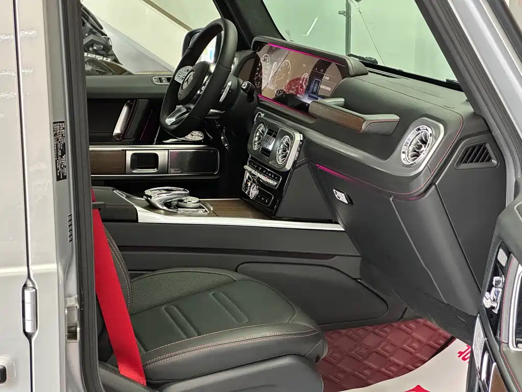 Mercedes-Benz G-Class — миниатюра 14
