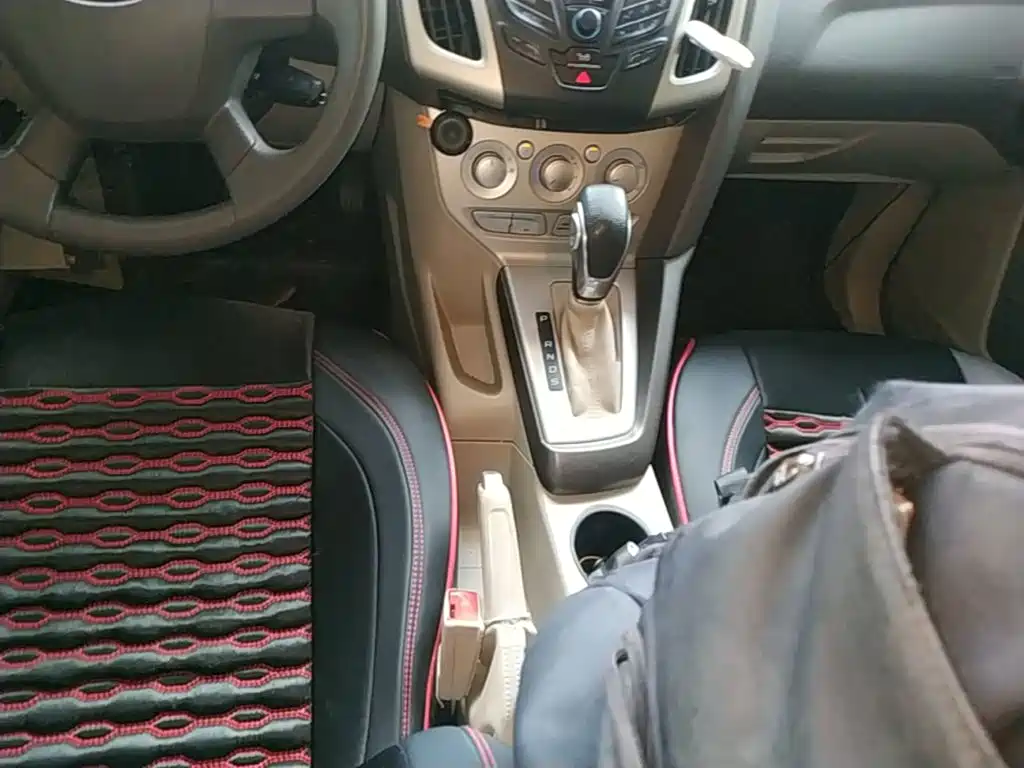 Ford Focus — миниатюра 14