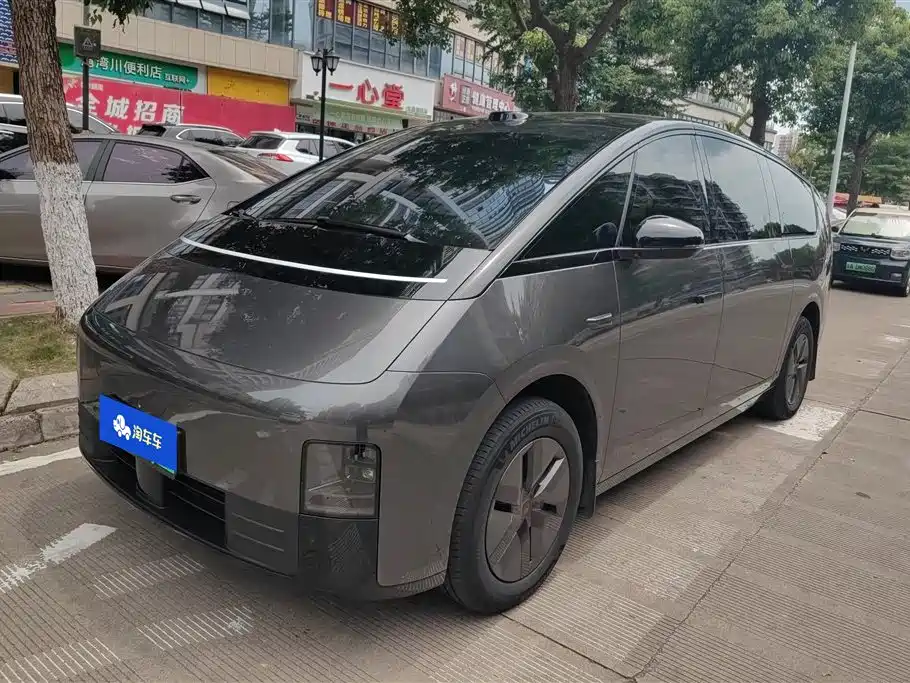 Li Auto MEGA