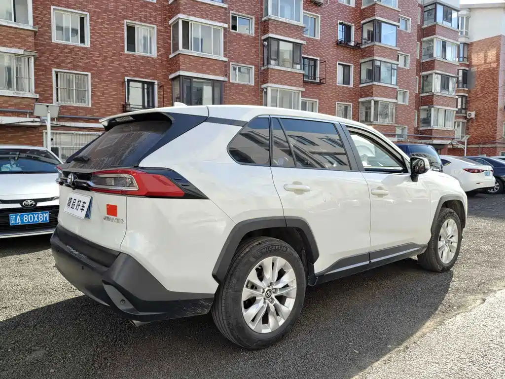 Toyota Wildlander — миниатюра 4