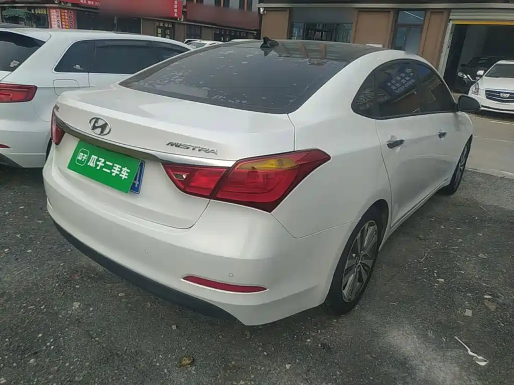 Hyundai Mistra — миниатюра 7