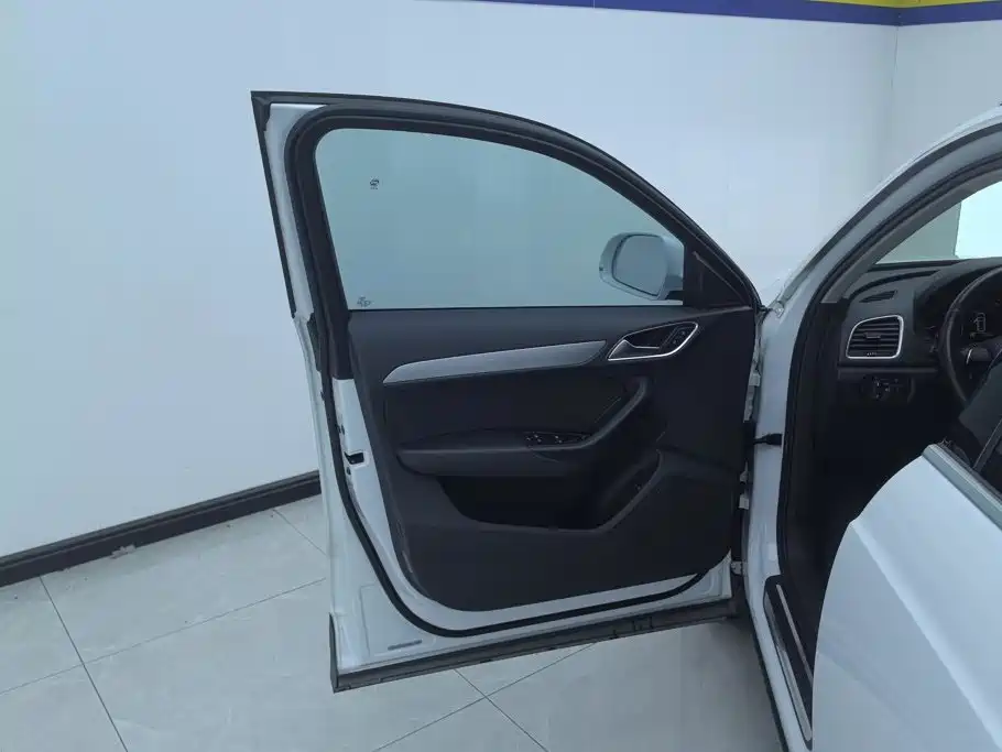 Audi Q3 — миниатюра 7