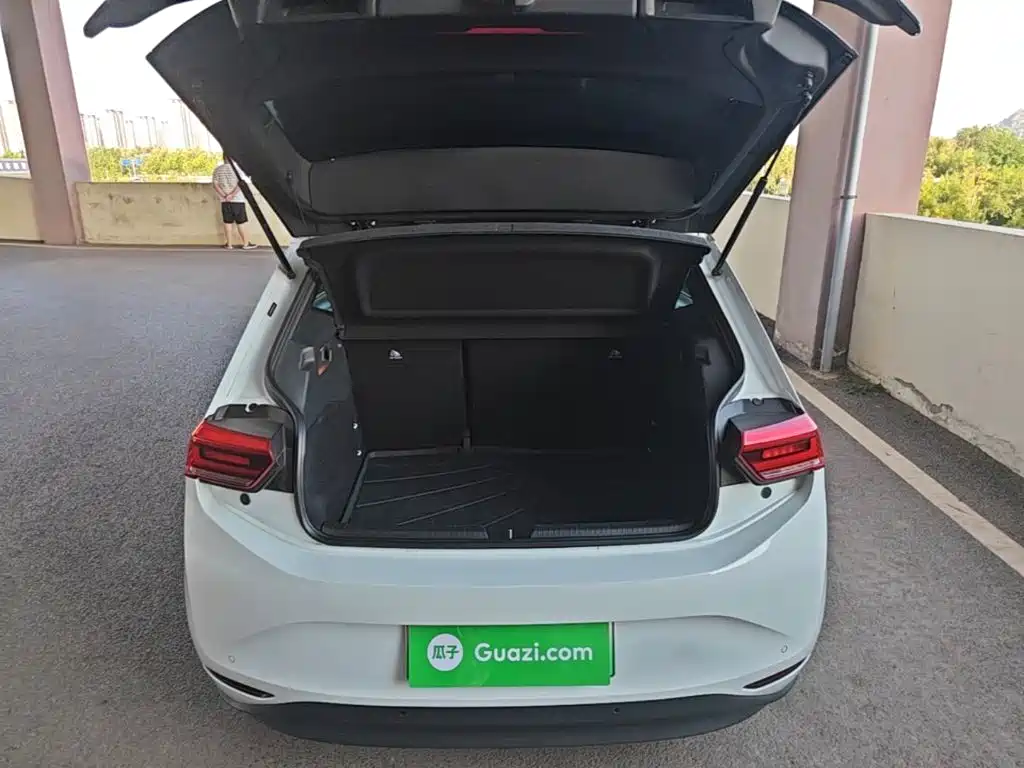 Volkswagen ID.3 — миниатюра 19