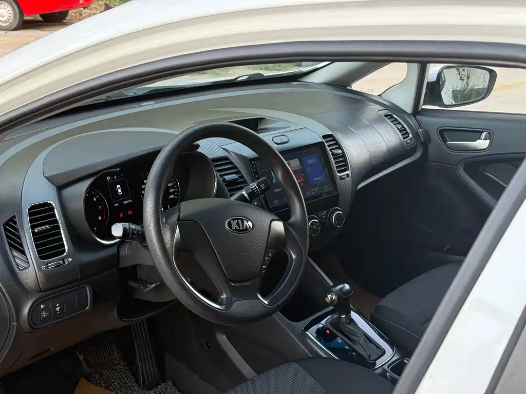Kia K3 — миниатюра 9
