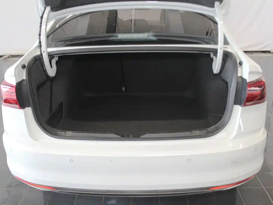 Volkswagen Bora — миниатюра 7