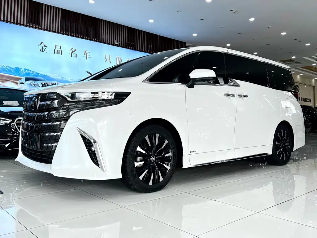 Toyota Alphard — миниатюра 2
