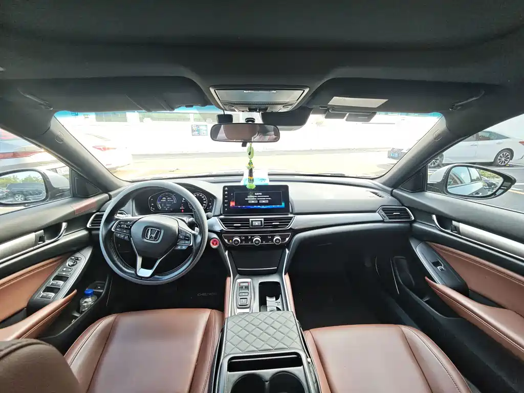 Honda Inspire — миниатюра 10