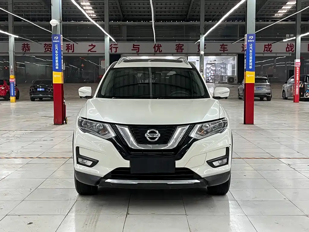 NISSAN QIJUN
