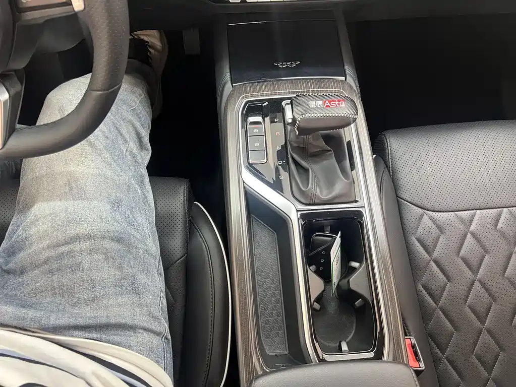 Wuling Jiachen 1.5T CVT Premium Flagship Type, фото 18