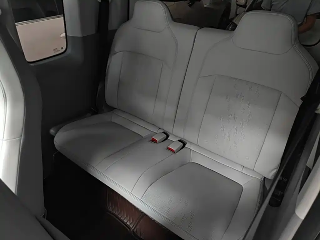 Wuling Air ev — миниатюра 17
