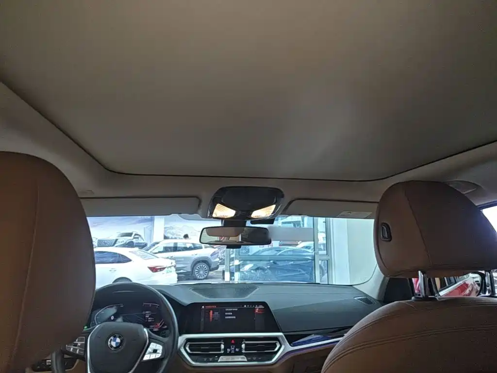 BMW 3 Series — миниатюра 18