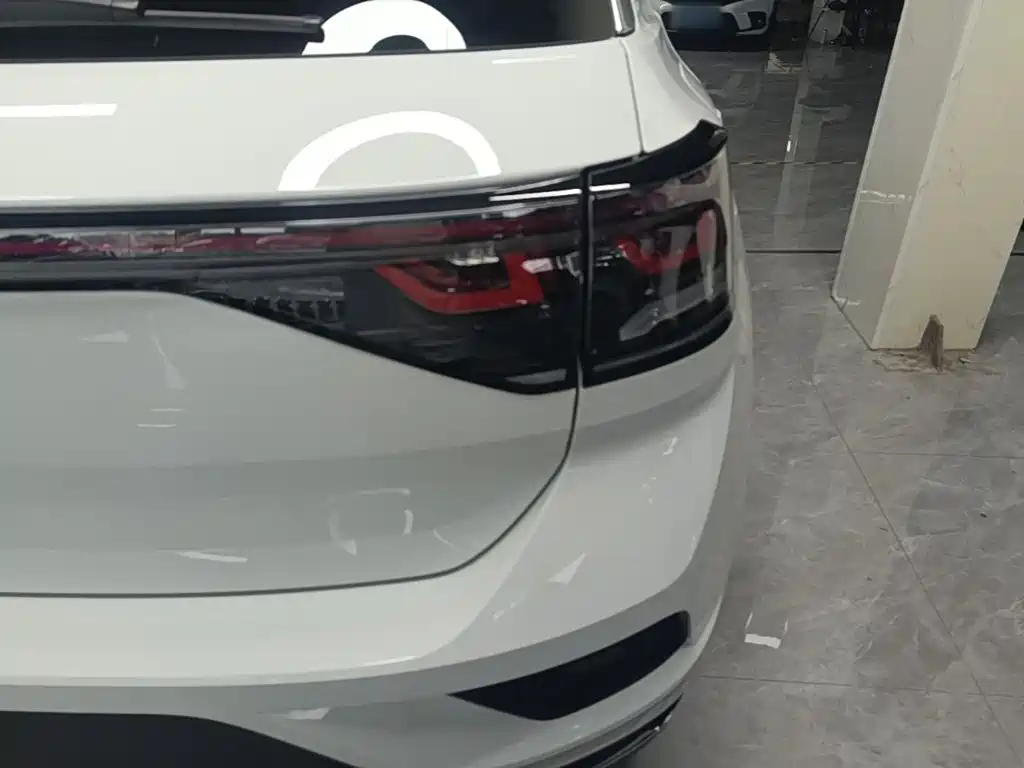 Volkswagen T-Roc 2025 280TSI DSG