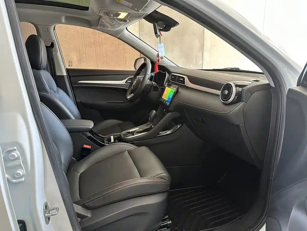 MG ZS — миниатюра 8