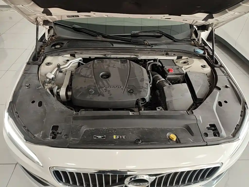 Volvo S90 — миниатюра 20