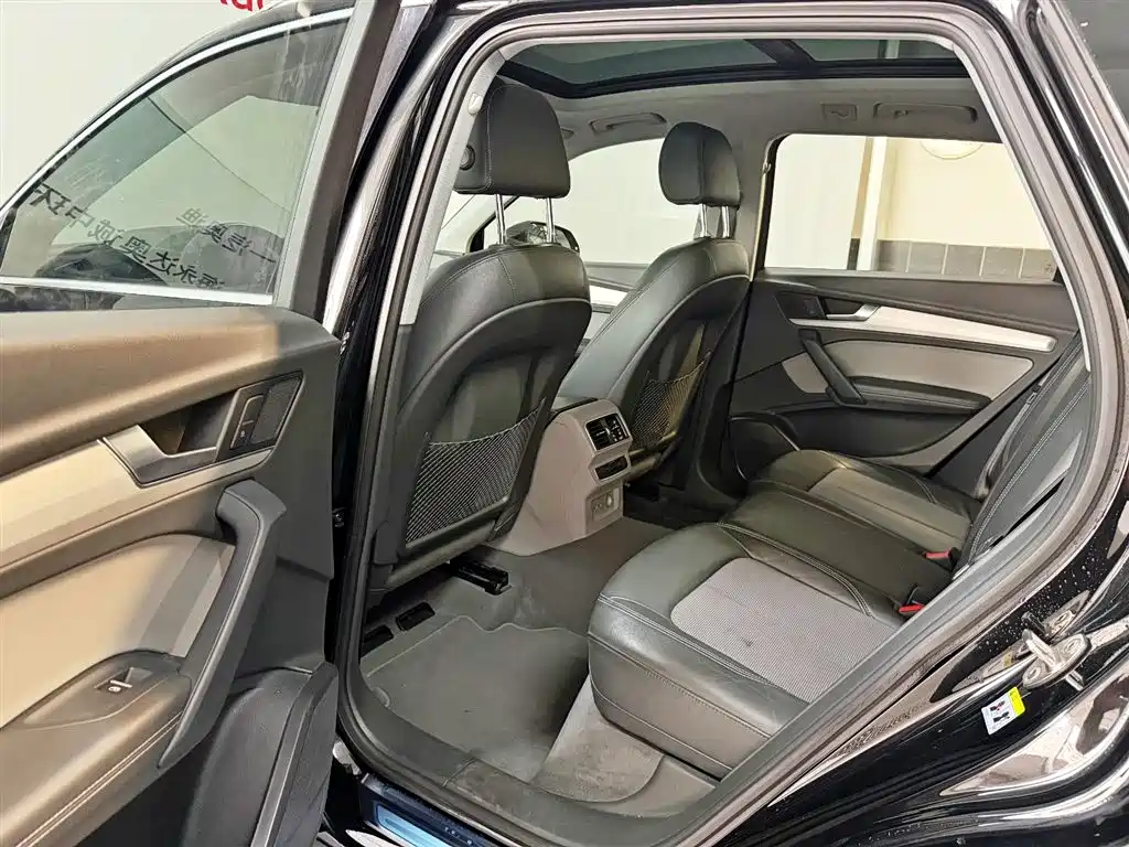 Audi Q5L 2018 40 TFSI Fashion VI