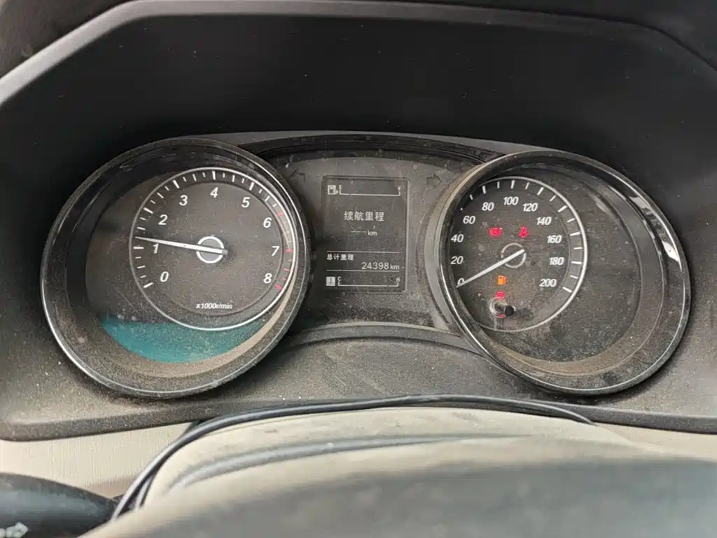 Wuling Hongguang PLUS — миниатюра 12