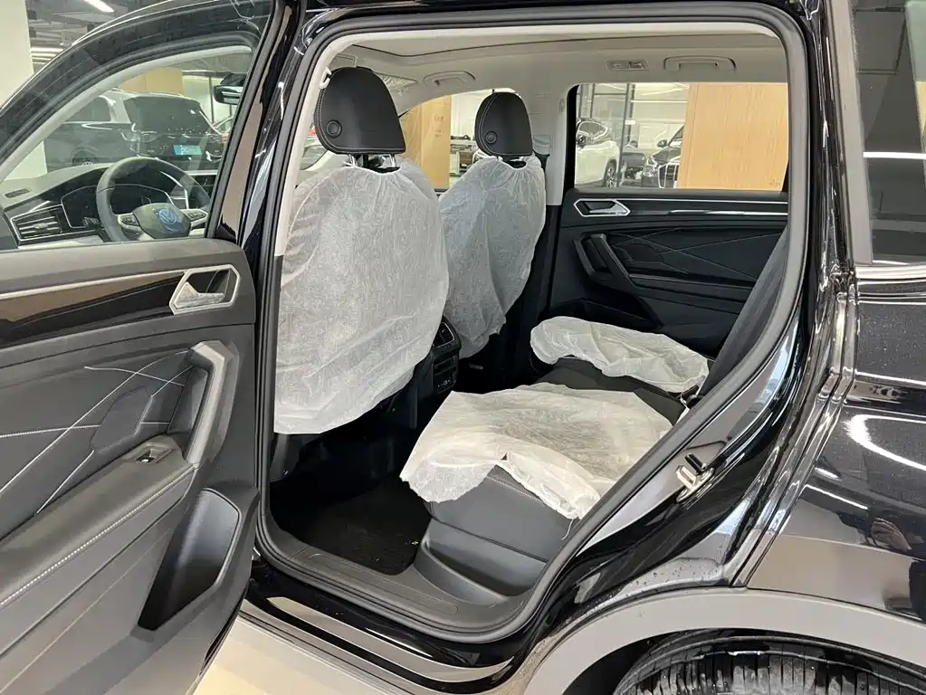 VOLKSWAGEN TIGUAN L NEW ENERGY