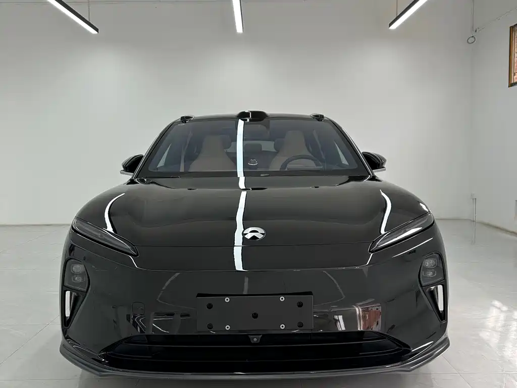 NIO NIO ET5T