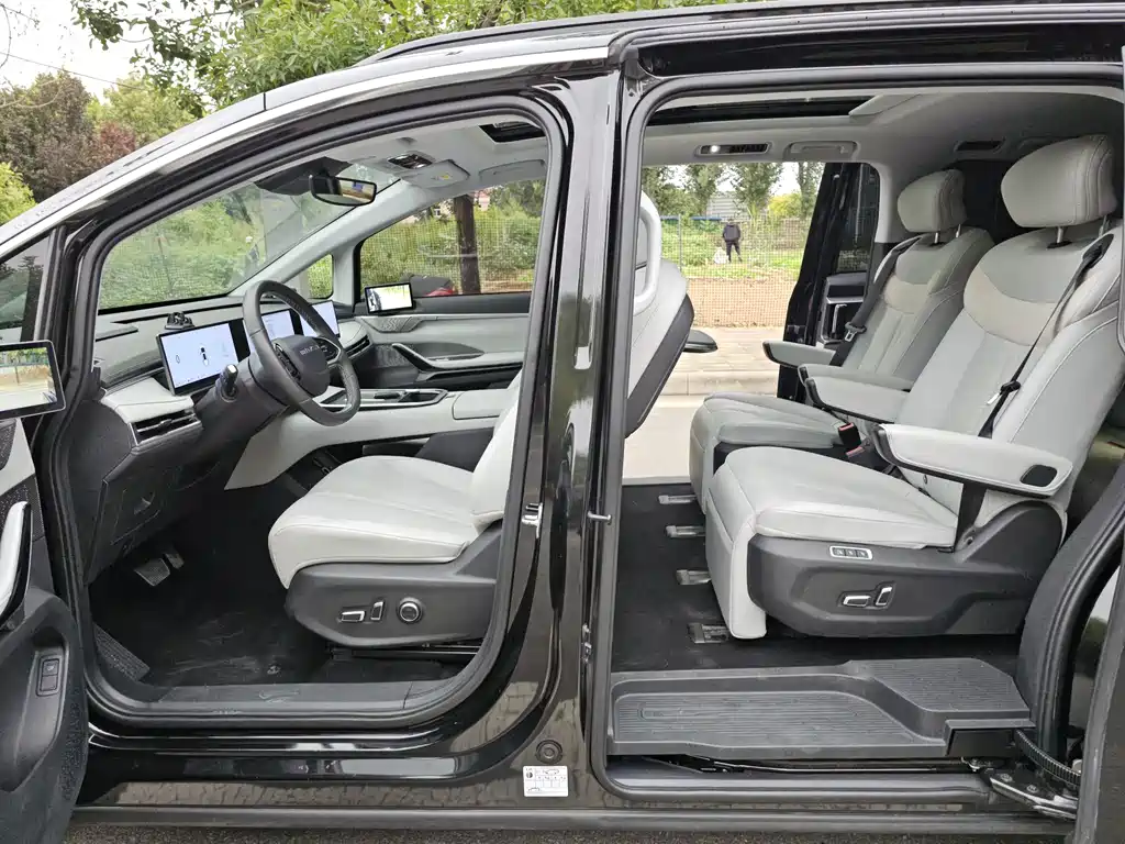 MAXUS Dajia 7 — миниатюра 8