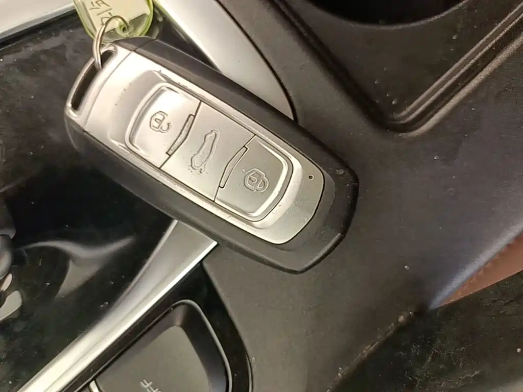 Geely Boyue — миниатюра 9