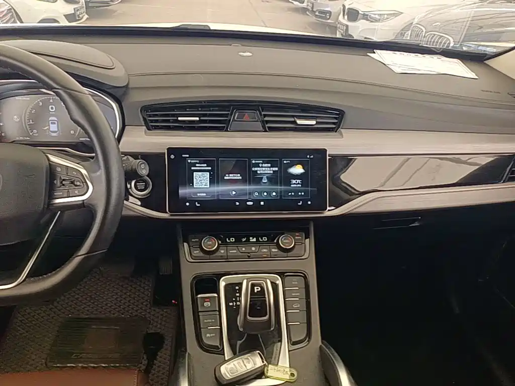 Geely Boyue — миниатюра 13