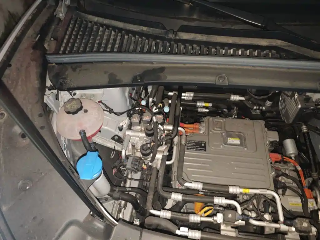 BYD Yuan UP — миниатюра 19