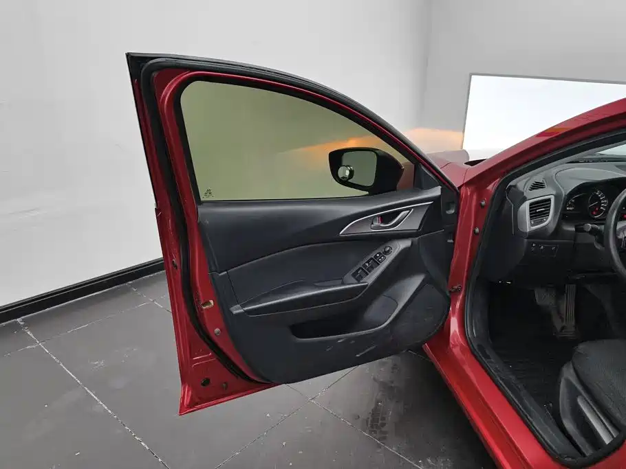 Mazda 3 Axela — миниатюра 7