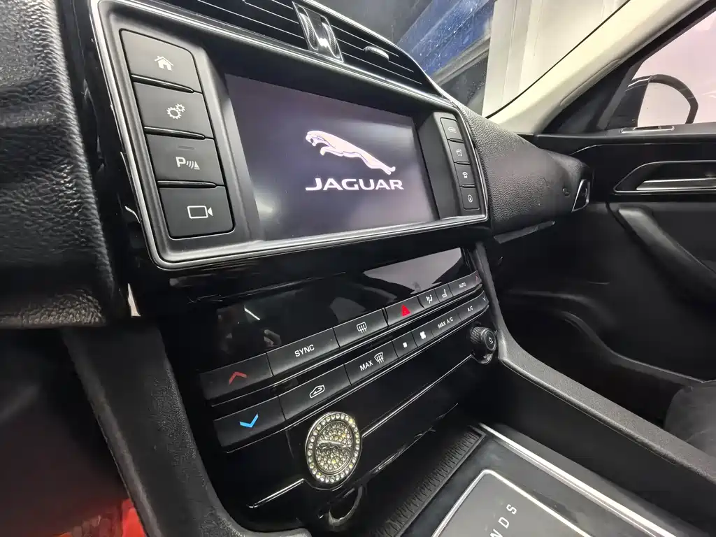 Jaguar F-Pace — фотографии объявления, Фото 14