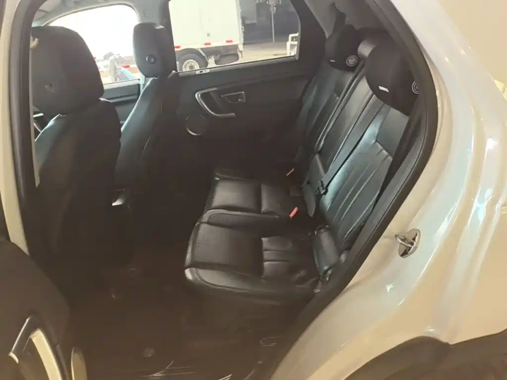 Land Rover Discovery Sport — миниатюра 17