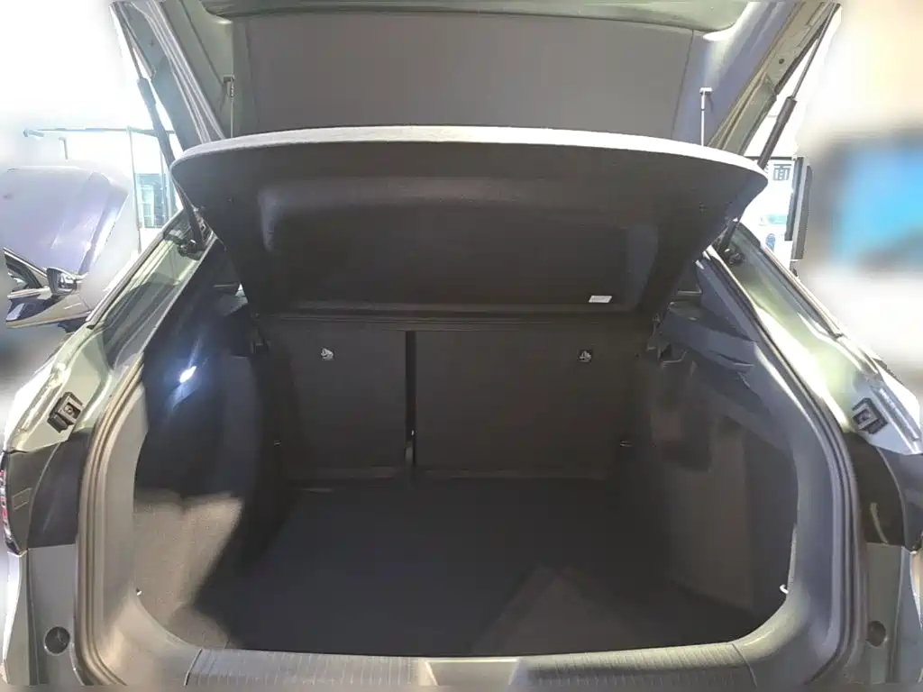 Volkswagen ID.4 Crozz — миниатюра 24