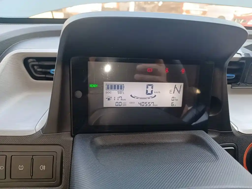 Wuling MINIEV — миниатюра 12