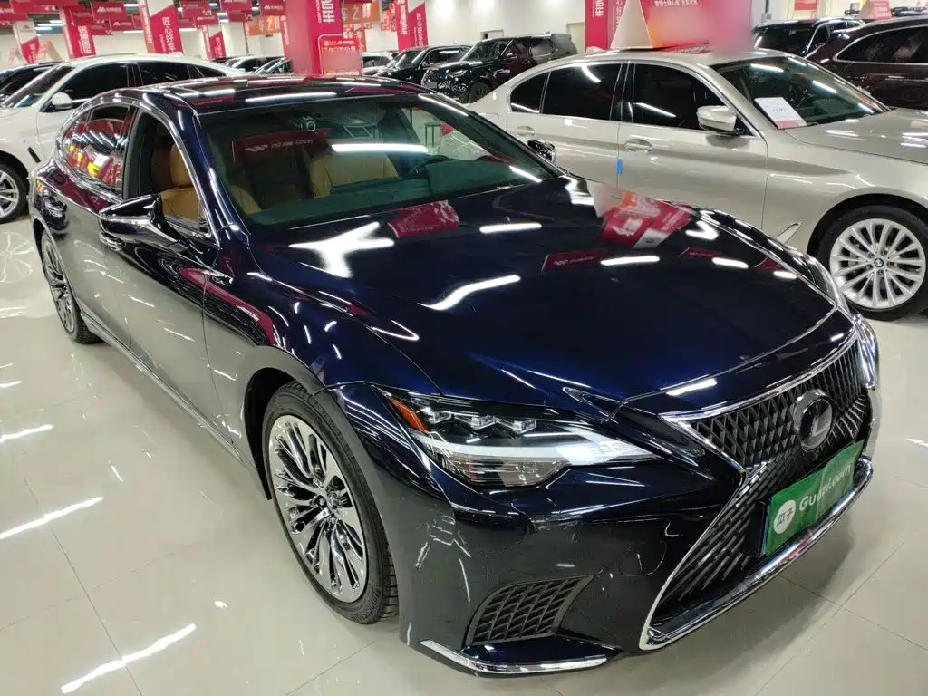 Lexus LS — миниатюра 22