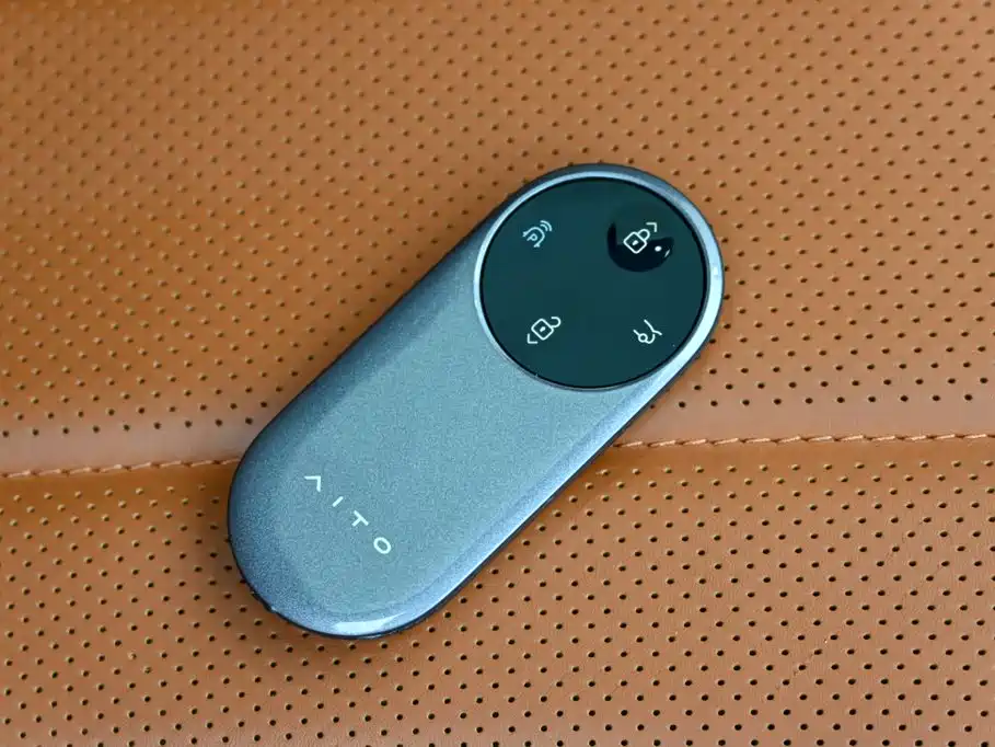 AITO AITO M8 — миниатюра 44