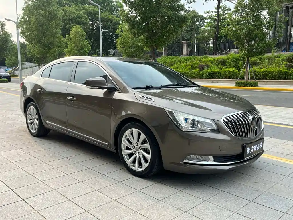 Buick LaCrosse — миниатюра 2