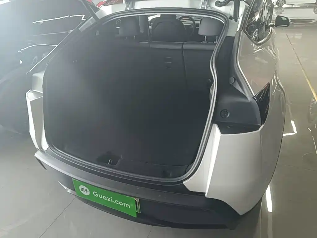 Tesla Model Y — фотографии объявления, Фото 19