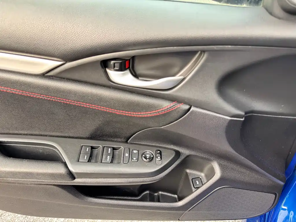 Honda Civic — миниатюра 12