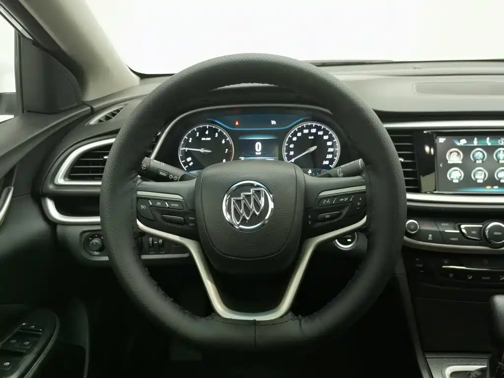 Buick Excelle — миниатюра 11